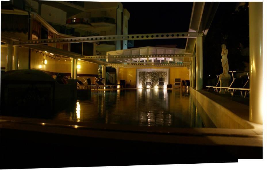 Hotel Lady Mary ميلانو ماريتيما المظهر الخارجي الصورة