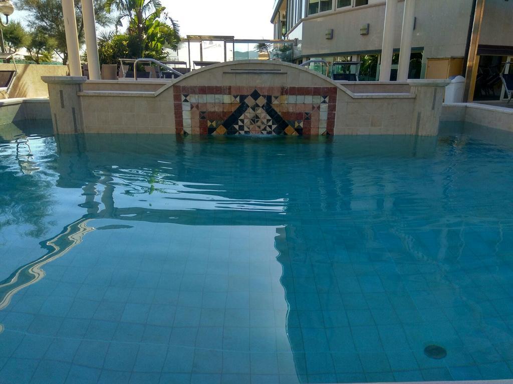 Hotel Lady Mary ميلانو ماريتيما المظهر الخارجي الصورة