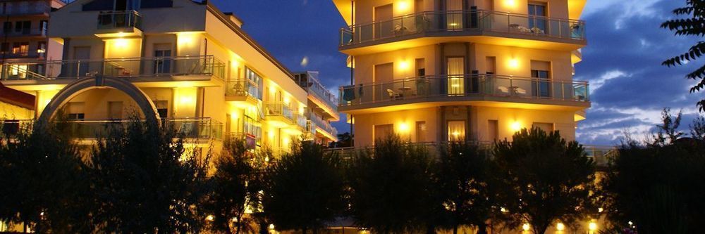 Hotel Lady Mary ميلانو ماريتيما المظهر الخارجي الصورة